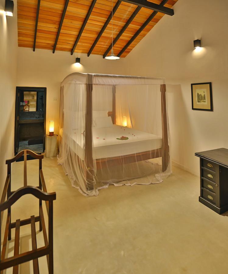 Blue Parrot Beach Villa Ambalangoda  Εξωτερικό φωτογραφία